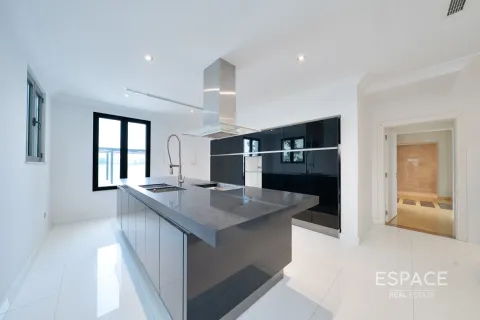 Sklad v Palm Jumeirah, Dubai, SAE 9 ložnice, 1115 m² Č.: 658563 - fotografie 12