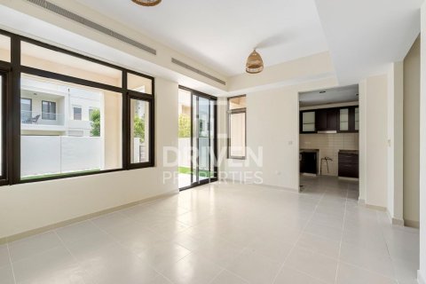 וילה להשכרה ב Reem, Dubai, איחוד האמירויות  3 חדרי שינה, 220.27 מ"ר, מספר 759707 - תמונה 2