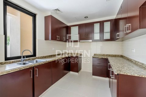 וילה להשכרה ב Reem, Dubai, איחוד האמירויות  3 חדרי שינה, 220.27 מ"ר, מספר 759707 - תמונה 11