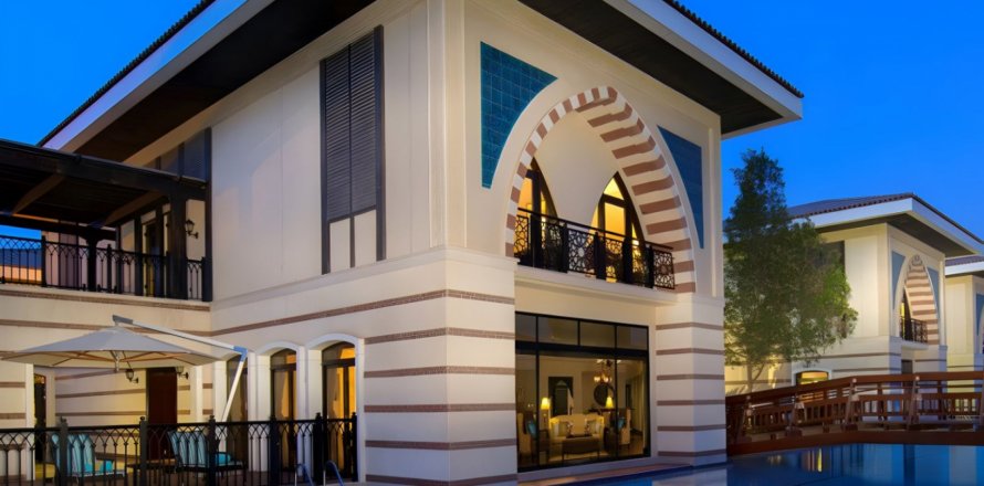 Villa in Palm Jumeirah, Dubai, UAE 5 bedrooms, 413 sq.m. № 631285