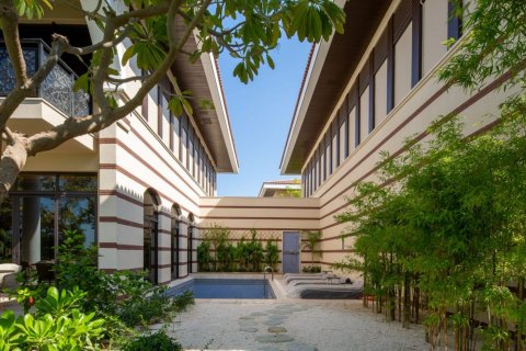 Villa in Palm Jumeirah, Dubai, UAE 5 bedrooms, 413 sq.m. № 631285 - photo 17