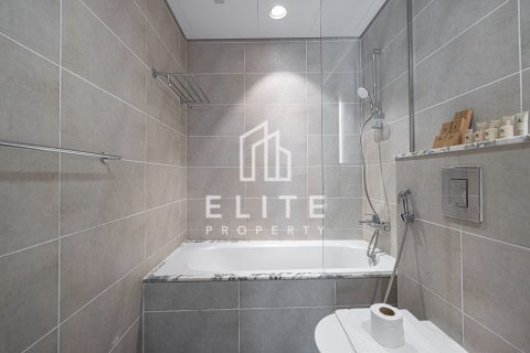 Apartmen di Business Bay, Dubai, UAE 1 bilik tidur, 83 meter persegi № 741395 - foto 19