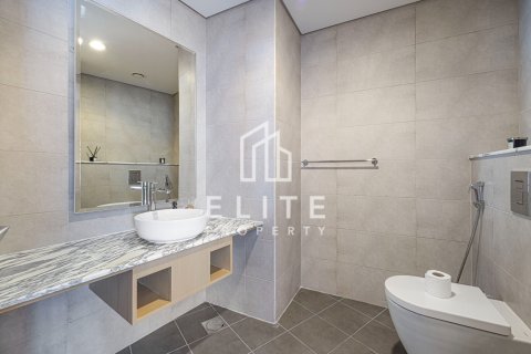 Apartmen di Business Bay, Dubai, UAE 1 bilik tidur, 83 meter persegi № 741395 - foto 21