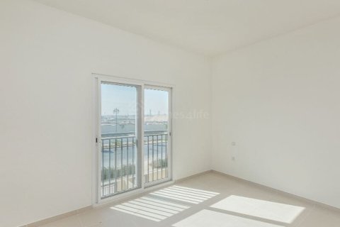 Dubai Land, Dubai, UAE의 판매용 타운하우스 침실 2개, 161제곱미터 번호 726107 - 사진 11