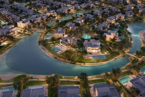 Dubai、UAE にあるヴィラ販売中 4ベッドルーム、768 m2、No726110 - 写真 7