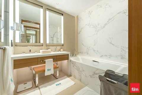 Пәтер Дубай, БАӘ-да 2 жатын бөлмелер, 111.3 м² № 648003 - фото 10
