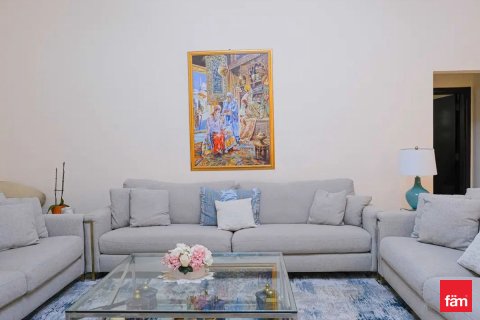 Villa in Dubai, UAE 5 bedrooms, 674 sq.m. № 648000 - photo 4