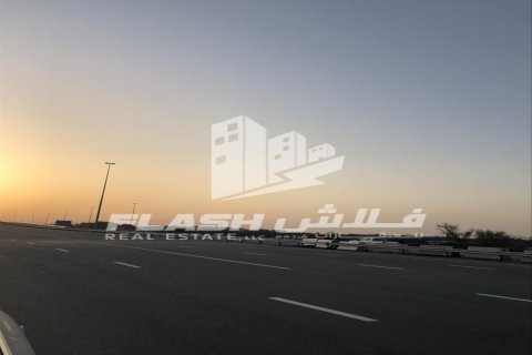 Terreno in vendita a Seih Al Harf, Ras Al Khaimah, EAU 900 mq. № 730702 - foto 6