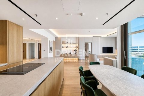 Apartament na sprzedaż w Jumeirah, Dubai, ZEA 3 sypialnie, 242.48 mkw., nr 764983 - zdjęcie 13