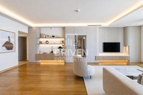 Apartament na sprzedaż w Jumeirah, Dubai, ZEA 3 sypialnie, 242.48 mkw., nr 764983 - zdjęcie 9