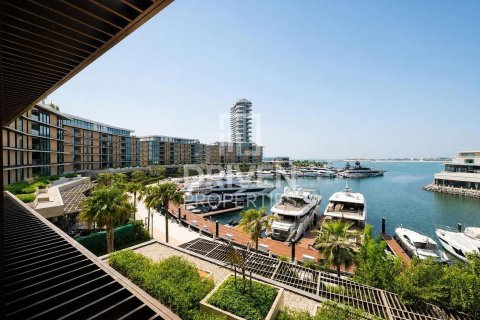 Apartament na sprzedaż w Jumeirah, Dubai, ZEA 3 sypialnie, 242.48 mkw., nr 764983 - zdjęcie 25