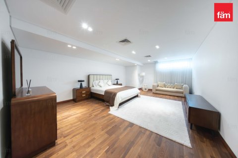 Villa en alquiler en Dubai, EAU 6 dormitorios, 900 m2 № 698929 - foto 11