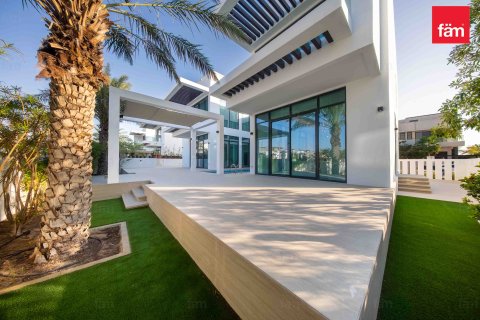 Villa en alquiler en Dubai, EAU 6 dormitorios, 900 m2 № 698929 - foto 25