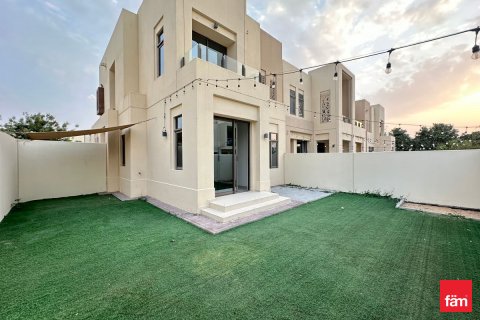 Vilă de închiriat în Reem, Dubai, EAU 3 dormitoare, 268.3 mp.  №698932 - poză 1