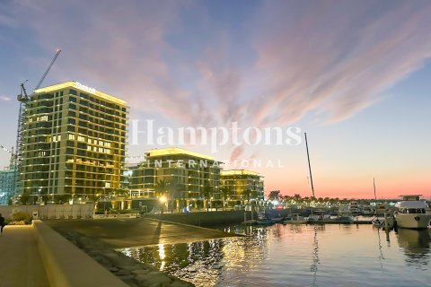 Apartament de închiriat în Mina Rashid, Dubai, EAU 2 dormitoare, 111.54027083 mp. №669564 - poză 17