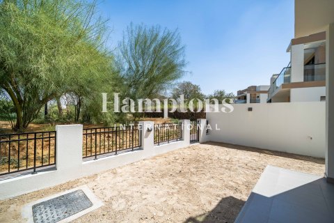 Townhouse de închiriat în DAMAC Hills (Akoya by DAMAC), Dubai, EAU 4 dormitoare, 261.05743000 mp. №669561 - poză 23