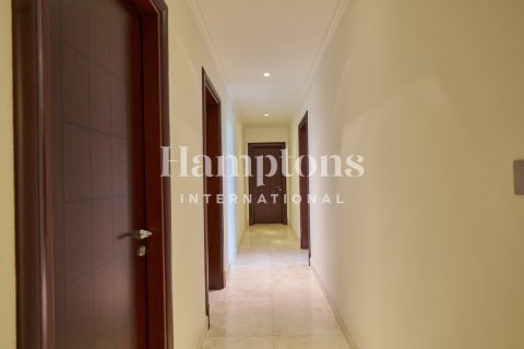 Apartament de închiriat în Palm Jumeirah, Dubai, EAU 2 dormitoare, 163.23057100 mp. №669560 - poză 17