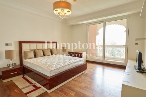 Apartament de închiriat în Palm Jumeirah, Dubai, EAU 2 dormitoare, 163.23057100 mp. №669560 - poză 16