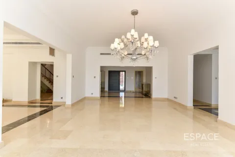 Villa para venda em Arabian Ranches, Dubai, EAU 7 quartos, 2044 m2 № 649680 - foto 7