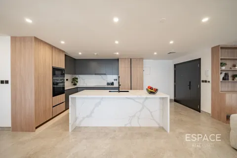 Jumeirah Beach Residence, Dubai, UAE의 판매용 아파트 침실 3개, 177제곱미터 번호 649682 - 사진 12