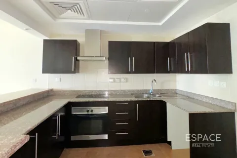 Jumeirah Lake Towers, Dubai, संयुक्त अरब अमीरात में अपार्टमेंट, 1 बेडरूम, 73 वर्ग मीटर, संख्या 649678 - फ़ोटो 4