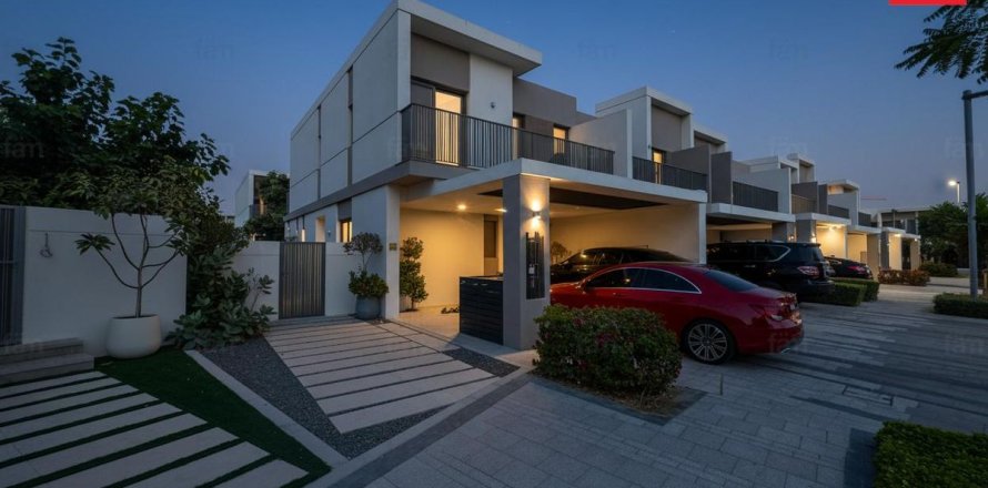 Radový dom v Tilal Al Ghaf, Dubai, SAE 4 spálne, 243.5 m2 č. 661830