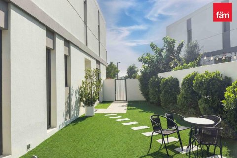 Radový dom v Tilal Al Ghaf, Dubai, SAE 4 spálne, 243.5 m2 č. 661830 - Fotografia 14