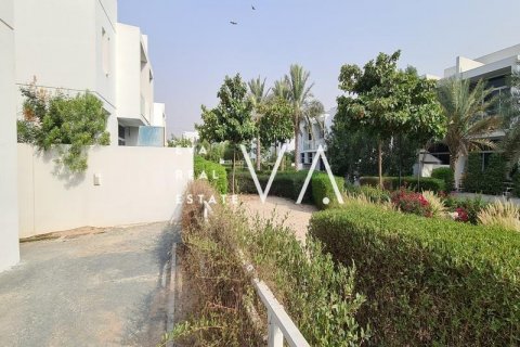 Shtëpi në qytet në Dubai, Emiratet e Bashkuara Arabe 3 dhoma gjumi, 348.28 m2. № 637679 - Foto 1