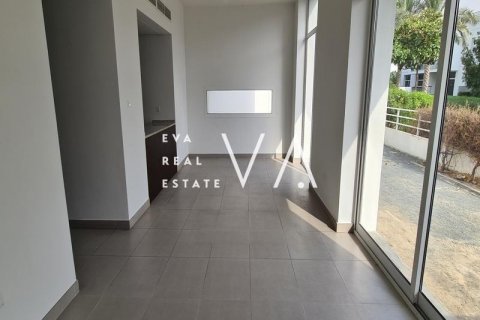 Shtëpi në qytet në Dubai, Emiratet e Bashkuara Arabe 3 dhoma gjumi, 348.28 m2. № 637679 - Foto 4