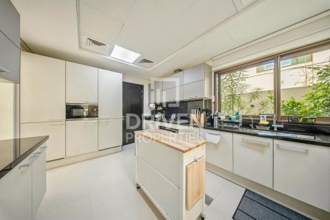 Vila u Meydan, Dubai, UAE 6 spavaćih soba, 511.99 m2 Br. 768233 - fotografija 21