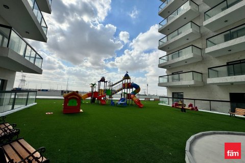 Apartment in Al Furjan, Dubai, UAE 2 bedrooms, 101 sq.m. № 668764 - photo 2