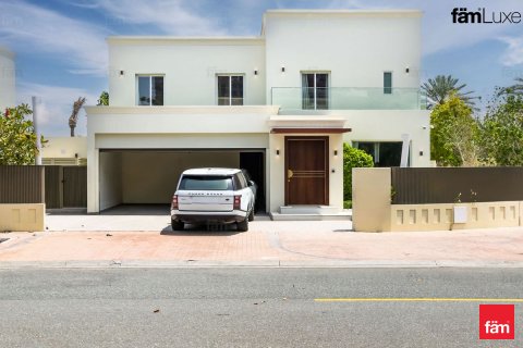 Villa in Dubai, UAE 4 bedrooms, 689.9 sq.m. № 709854 - photo 26