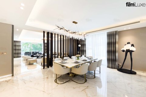 Villa in Dubai, UAE 4 bedrooms, 689.9 sq.m. № 709854 - photo 10