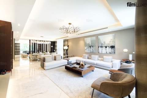 Villa in Dubai, UAE 4 bedrooms, 689.9 sq.m. № 709854 - photo 4