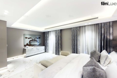 Villa in Dubai, UAE 4 bedrooms, 689.9 sq.m. № 709854 - photo 16