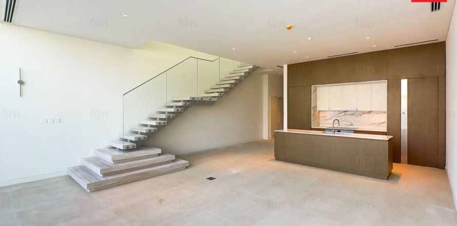 Townhouse in Dubai, UAE 3 bedrooms, 203.1 sq.m. № 709852