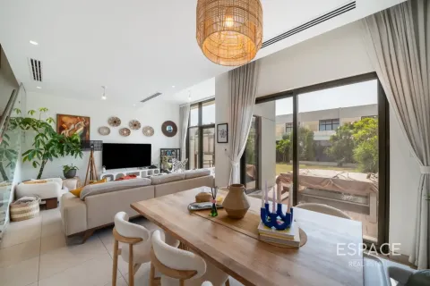 Al Furjan、Dubai、UAE にあるタウンハウス販売中 3ベッドルーム、244 m2、No737794 - 写真 5