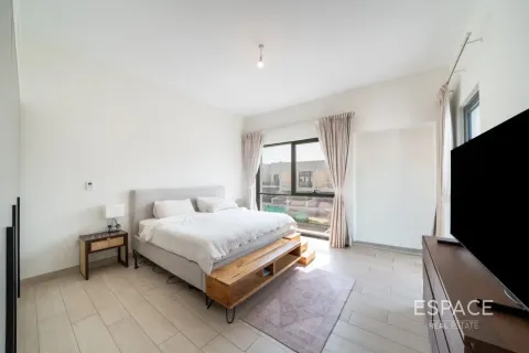 Al Furjan、Dubai、UAE にあるタウンハウス販売中 3ベッドルーム、244 m2、No737794 - 写真 10