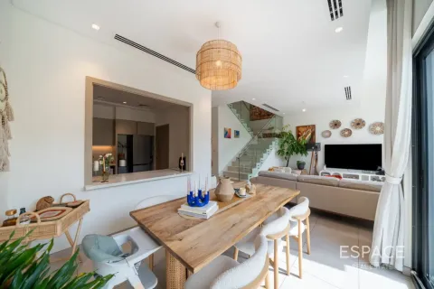 Al Furjan、Dubai、UAE にあるタウンハウス販売中 3ベッドルーム、244 m2、No737794 - 写真 7