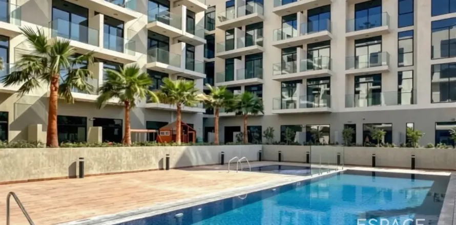 Apartmen di Jumeirah Village Circle, Dubai, UAE 2 bilik tidur, 111 meter persegi № 737793