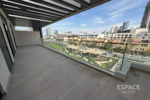 Apartmen di Jumeirah Village Circle, Dubai, UAE 2 bilik tidur, 111 meter persegi № 737793 - foto 12