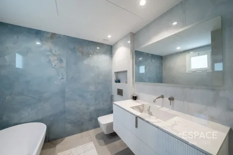 Villa in Meadows, Dubai, UAE 3 bedrooms, 320 sq.m. № 737789 - photo 9
