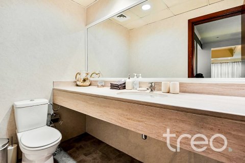 Apartment in Dubai Marina, UAE 2 bedrooms, 228.54 sq.m. № 733751 - photo 13
