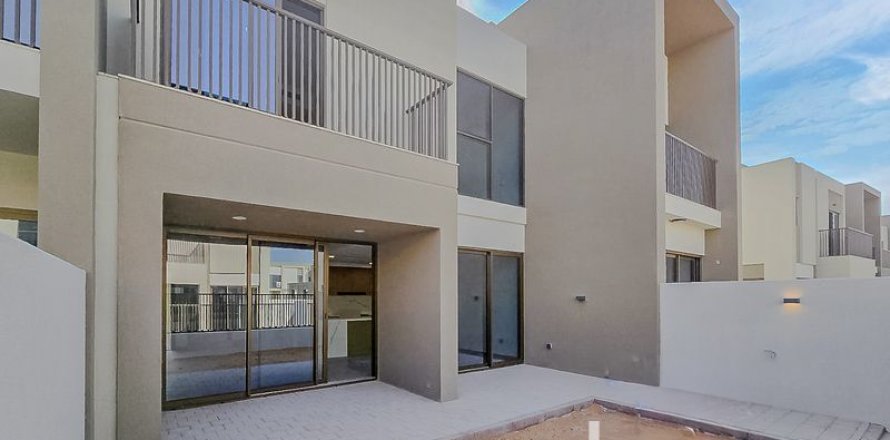 Villa itt: Dubai, EAE, 3 hálószoba, 184.51 m², azonosító: 733752
