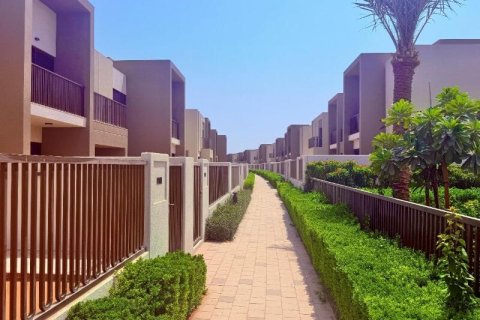 تاون هاوس للإيجار في Dubai Land، دبي، الإمارات العربية المتحدة 4 غرفة نوم ، 256 متر مربع ، رقم 721739 - صورة 18