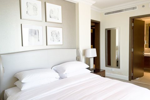 Downtown Dubai (Downtown Burj Dubai), Dubai, BAE’de satılık daire 2 yatak odası, 134.3 m² No 668908 - fotoğraf 12