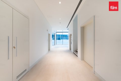 Villa til salgs i Dubai, Emiratene 4 soverom, 573 kvm Nr. 668903 - Foto 8