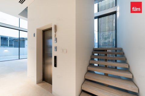 Villa til salgs i Dubai, Emiratene 4 soverom, 573 kvm Nr. 668903 - Foto 9