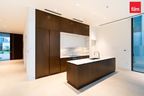 Villa til salgs i Dubai, Emiratene 4 soverom, 573 kvm Nr. 668903 - Foto 5