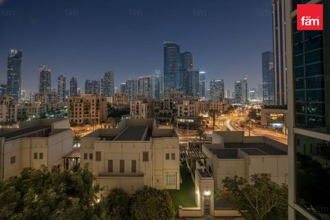 דירה להשכרה ב Downtown Dubai (Downtown Burj Dubai), Dubai, איחוד האמירויות 2 חדרי שינה, 132.9 מ"ר, מספר 668905 - תמונה 12